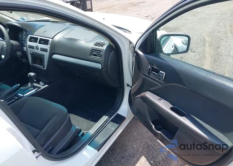 2007 Mercury Milan V6 из США, поврежденный, VIN 3MEHM01137R639612